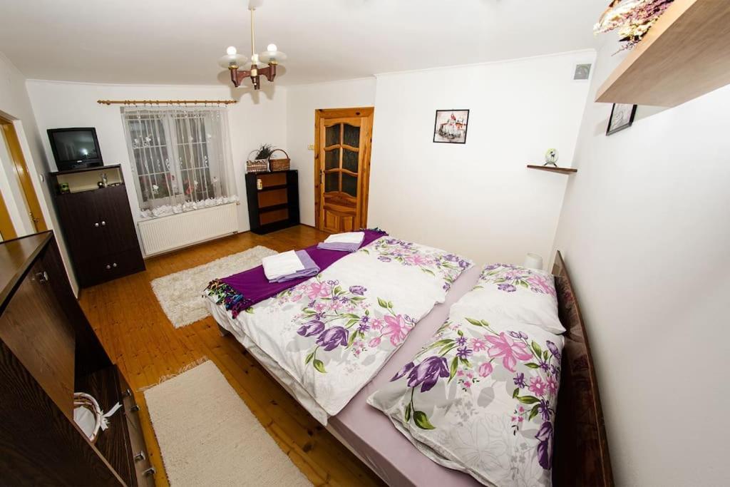 Zlty Domcek - Apartman Svabovce Eksteriør billede