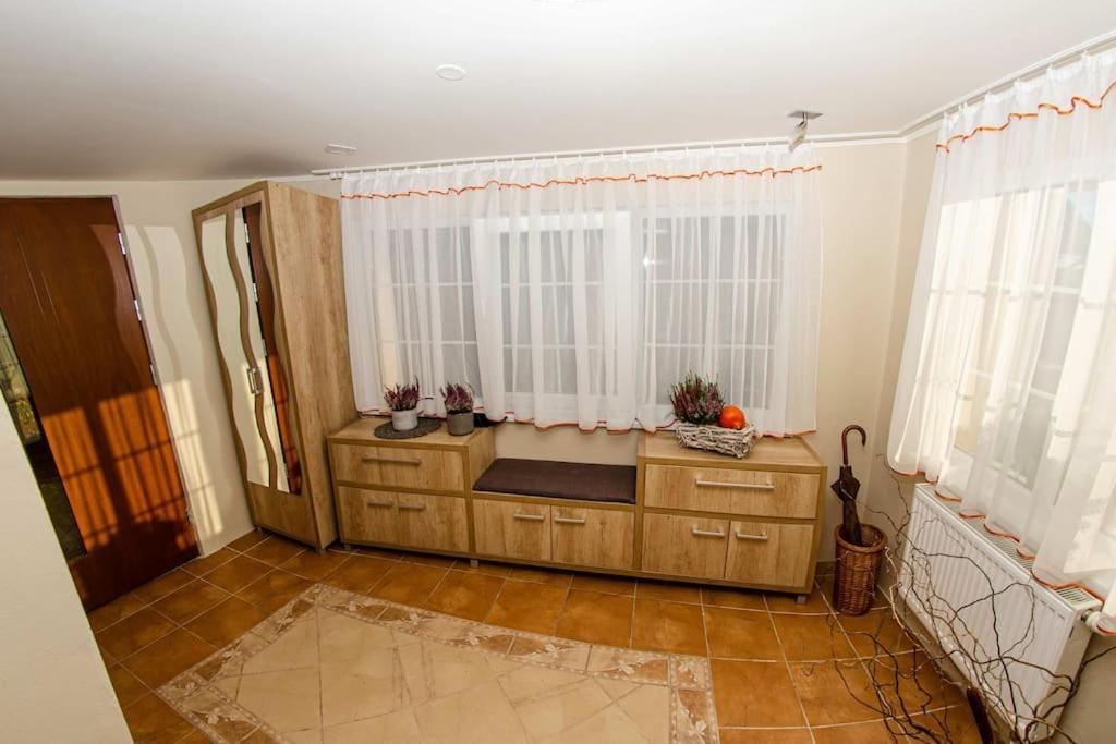 Zlty Domcek - Apartman Svabovce Eksteriør billede